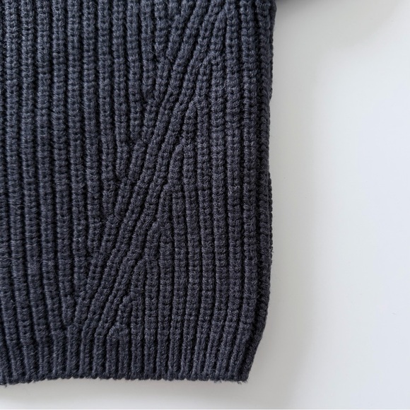 ZARA Ribbed Cropped Knit Top Square Neck Long Sleeve Charcoal Gray Medium - Picture 8 of 13